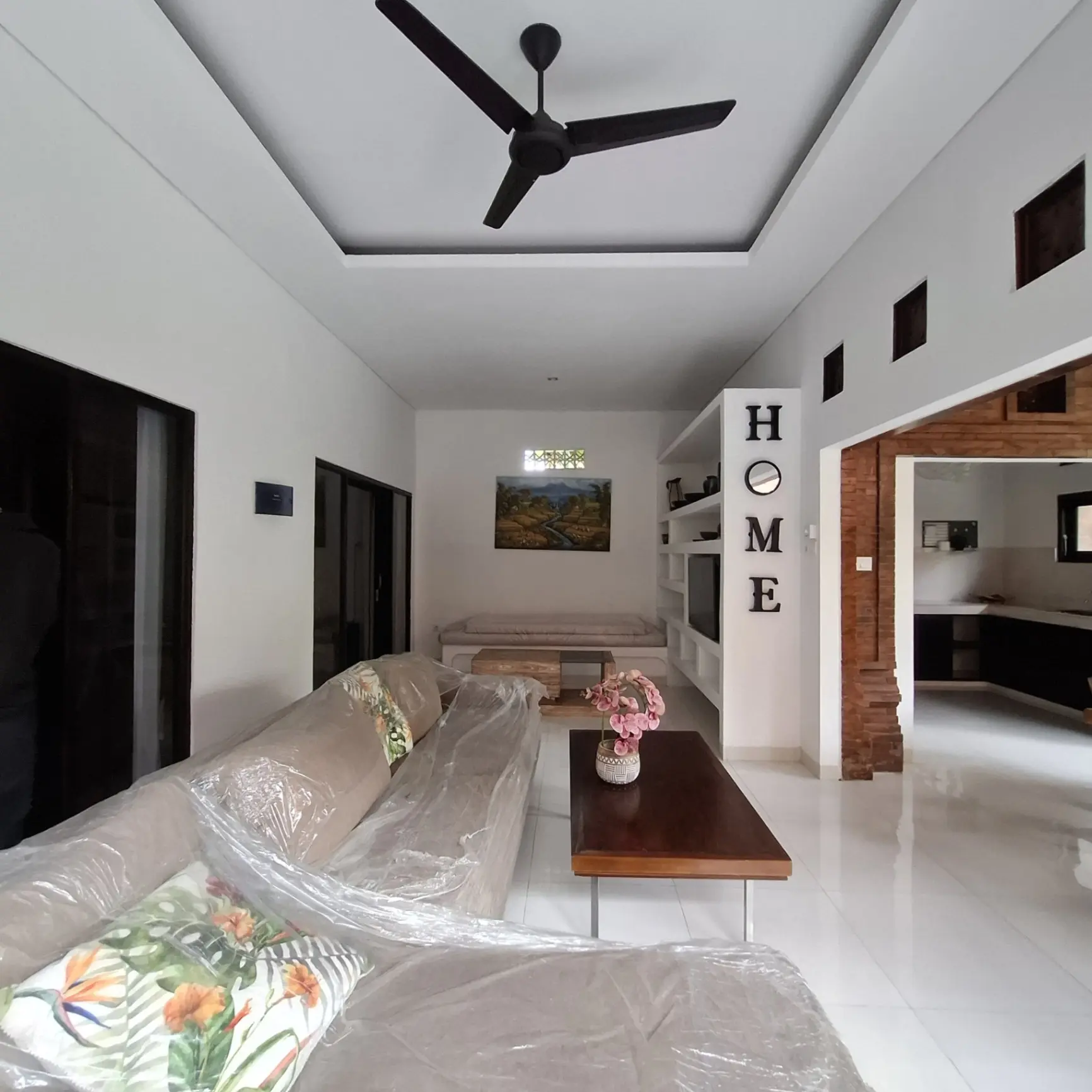 Spacious Master Bedroom with Rice field view Ubud — image 3