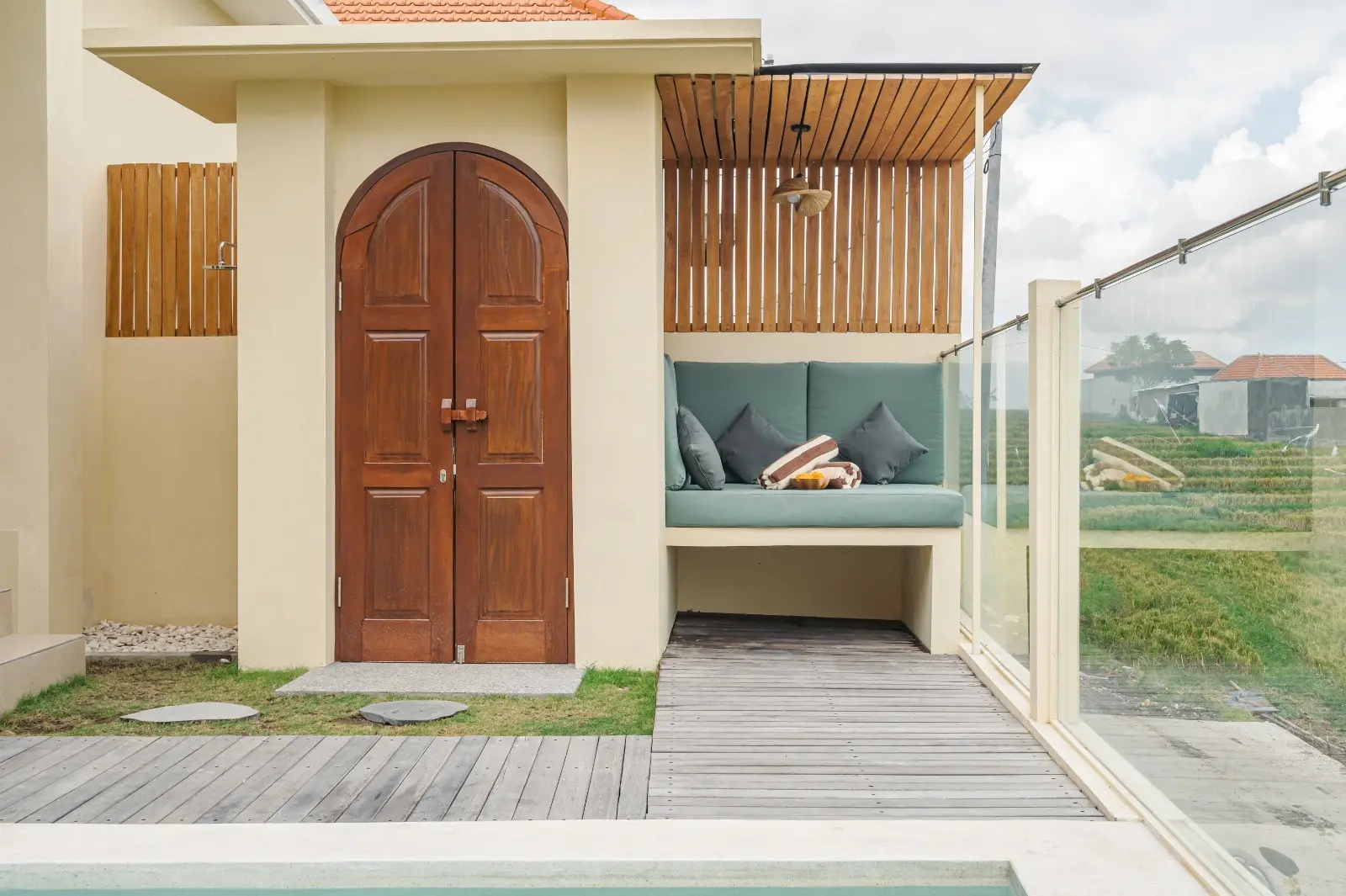 Charming 3-Bedroom Villa with Rice Field Views — image 2