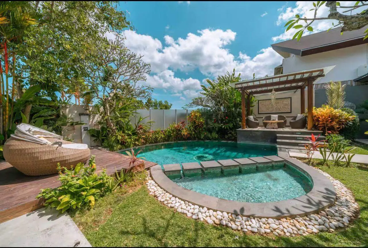 3 Bedroom Villa in Canggu Center Berawa — image 1