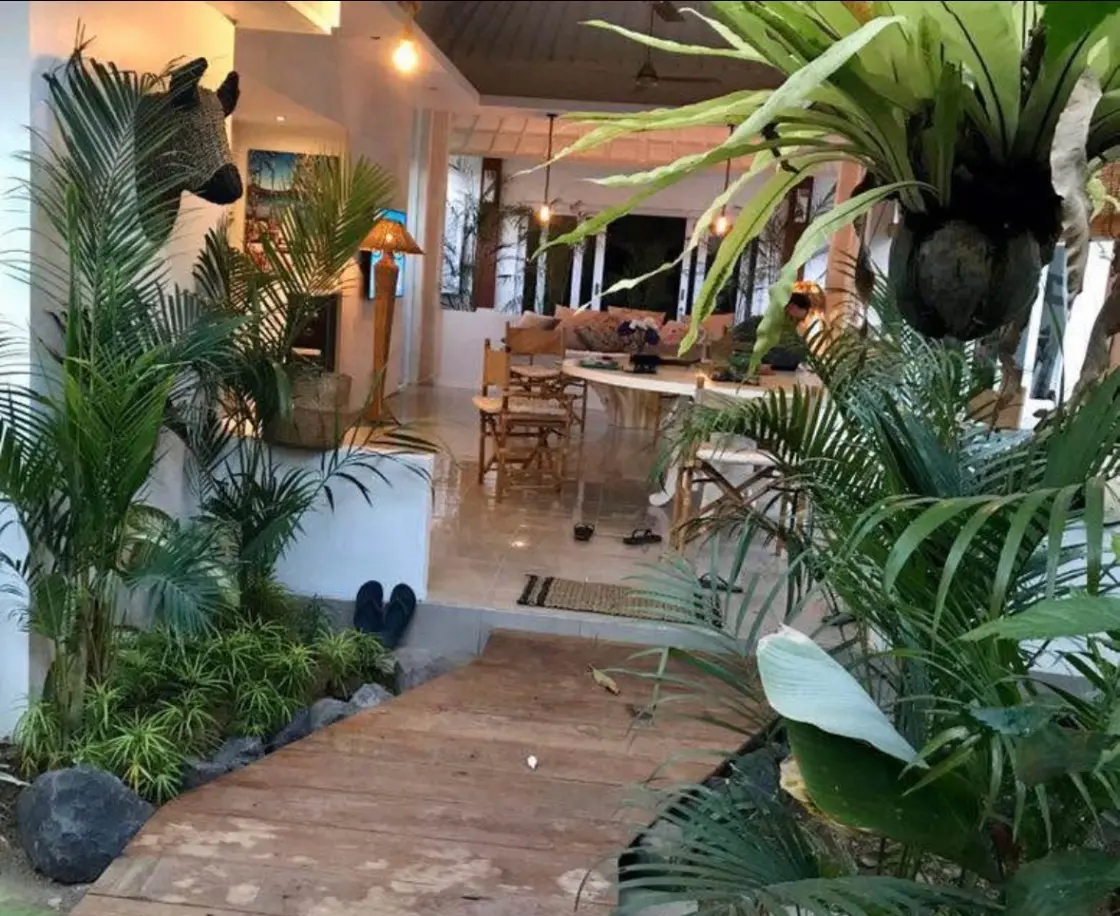 3-BR Villa to share — image 4
