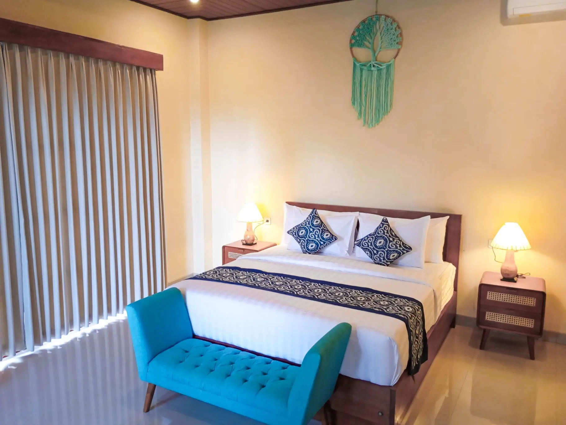 2 Bedroom Private Pool Villa - Adheaira Villa Keliki — image 2