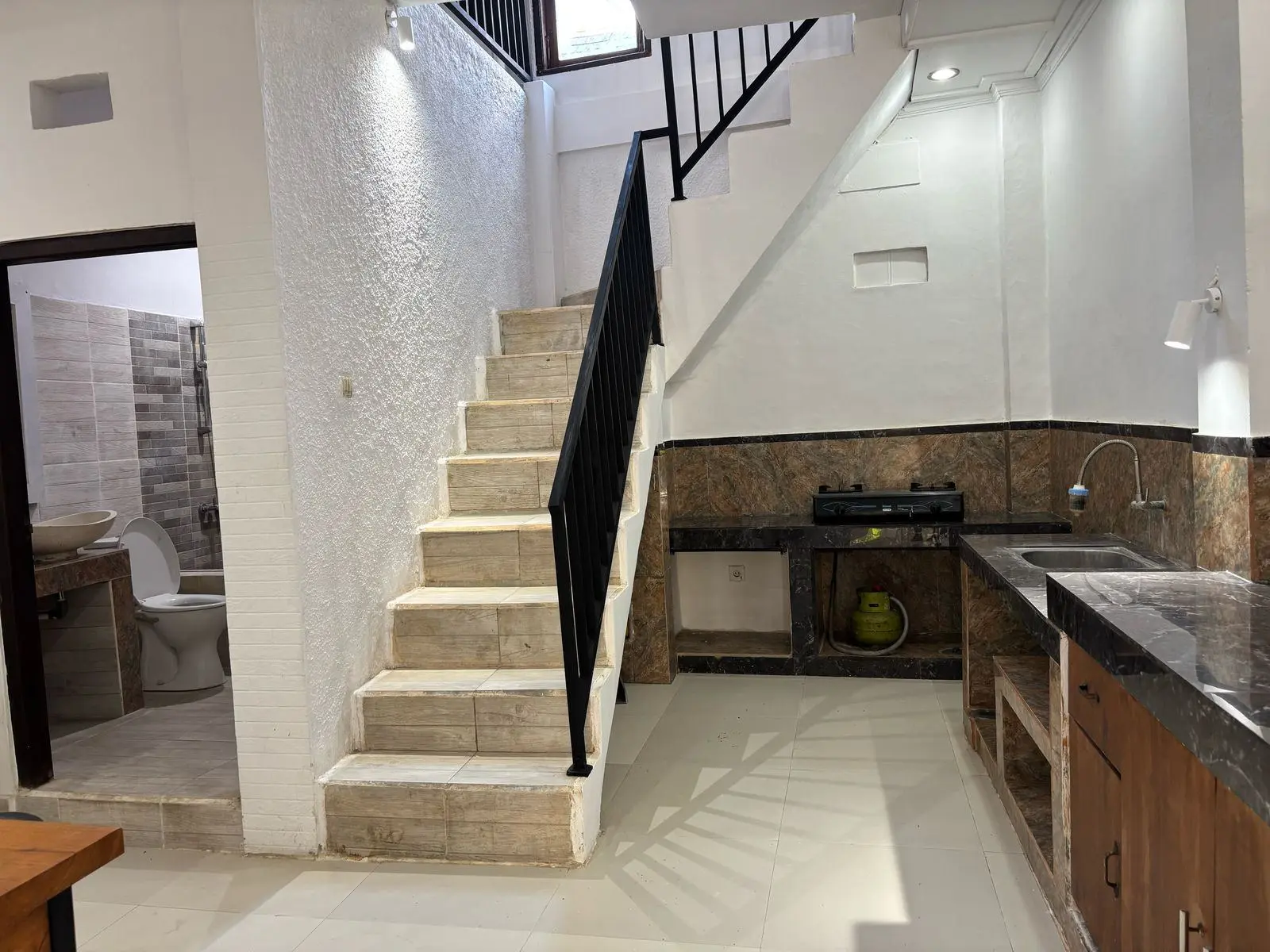 Villa 5 minutes from Berawa Beach — image 4