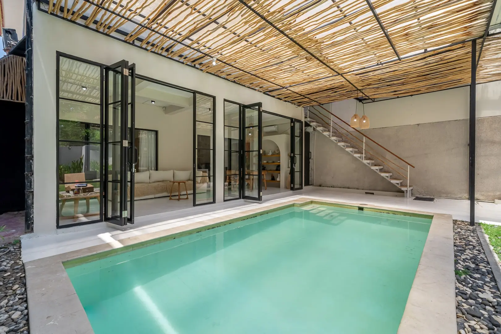 Renovation Needed: 4BR Villa for Sublease in Seminyak — image 3