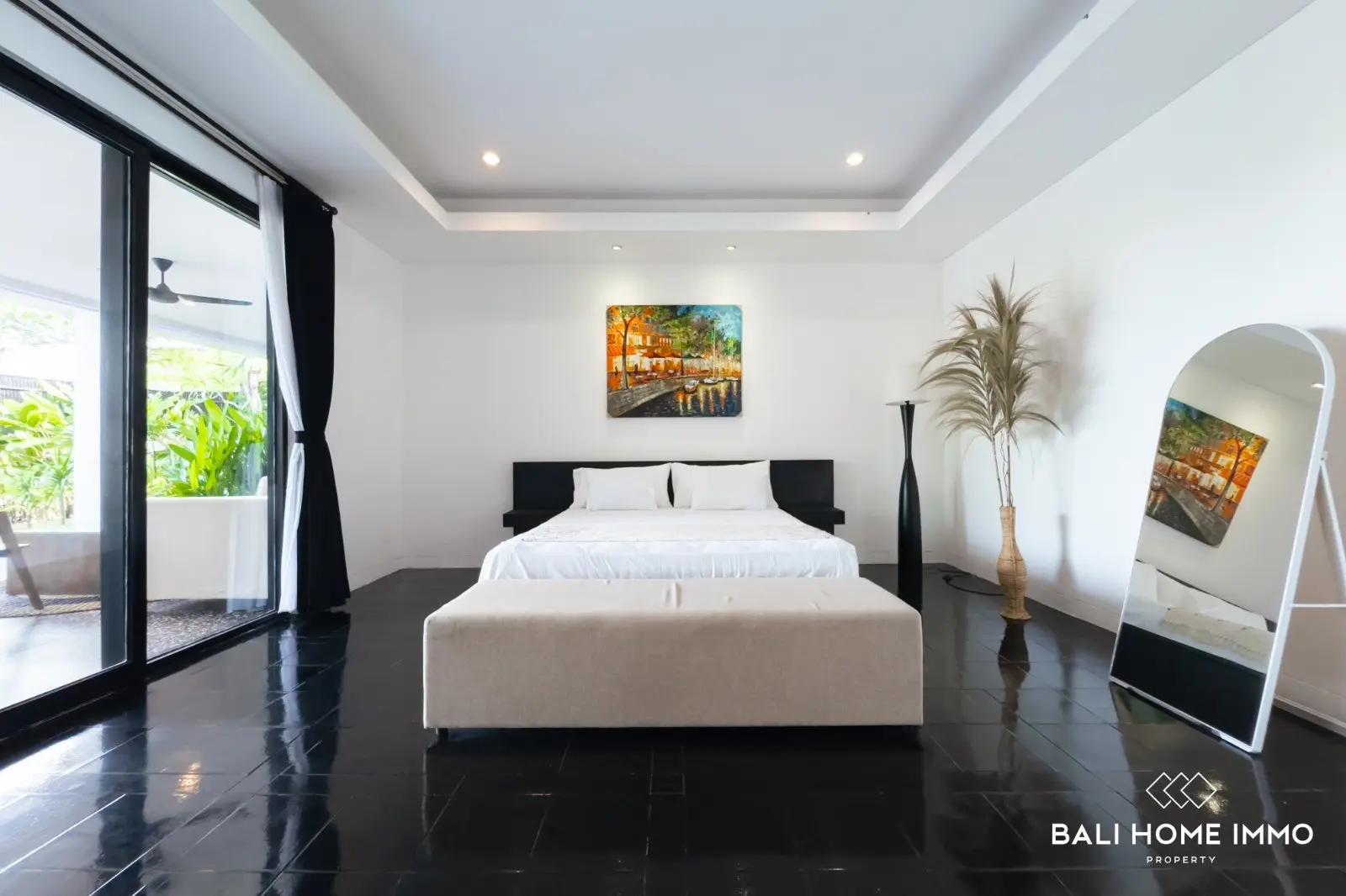 New villa in Canggu Berawa — image 4