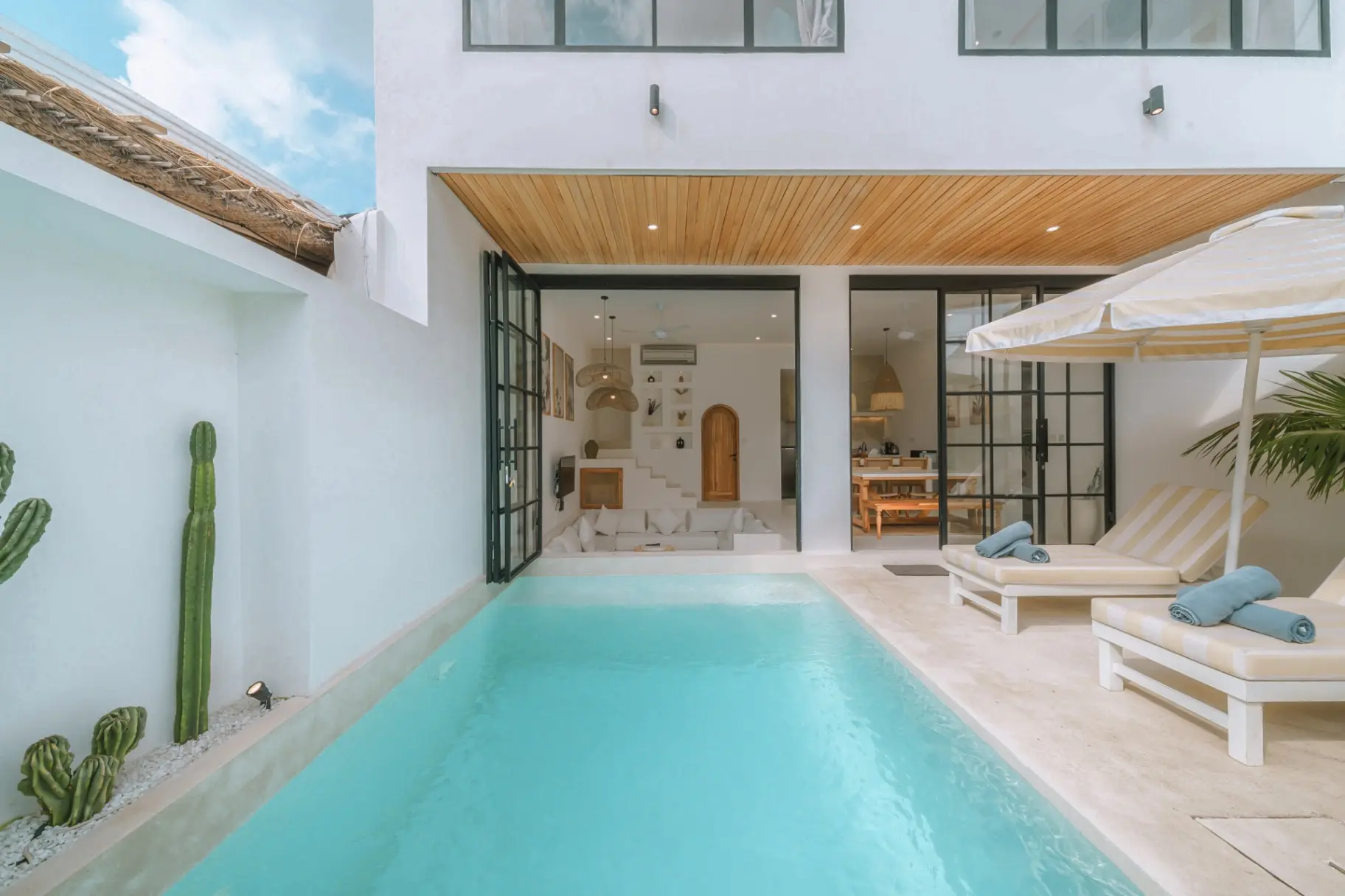 Villa Sunset : Enchanting 2BR Stylish Villa in Canggu !