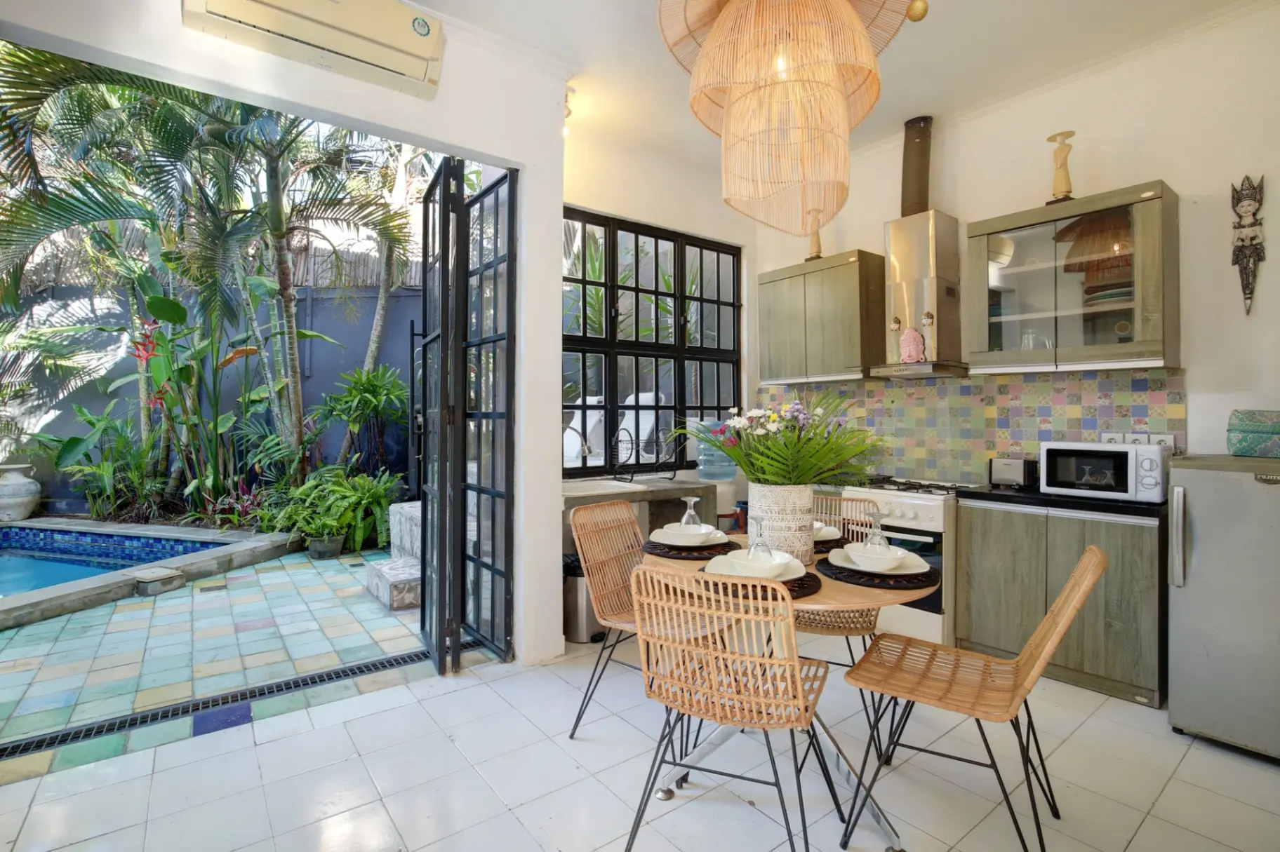 SUPER PROMO 2 BDR CANGGU - CASA GANTENG — image 2