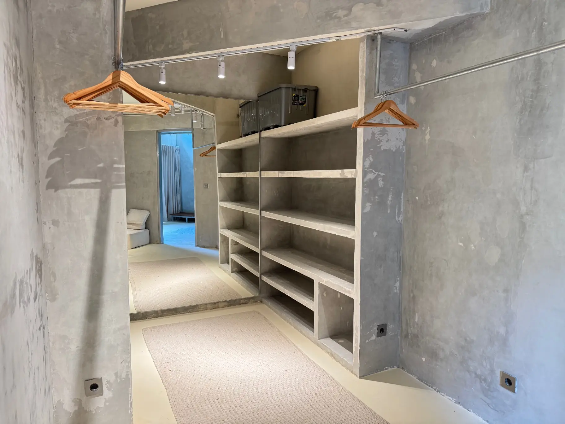 Dual Architectural — image 3