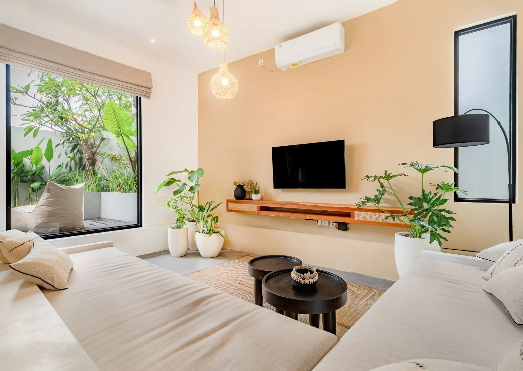Brand New 2BR Villa in Central Pererenan — image 1