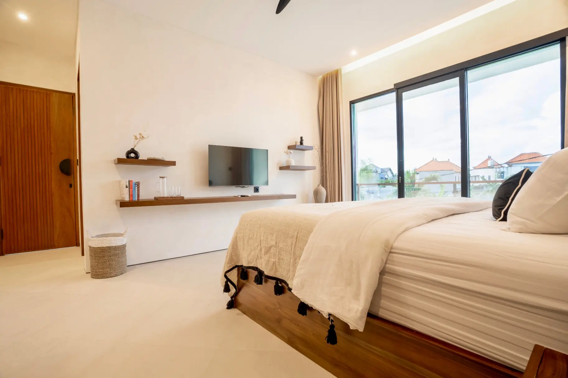 Brand new 2 BR Villa in Sanur — image 3