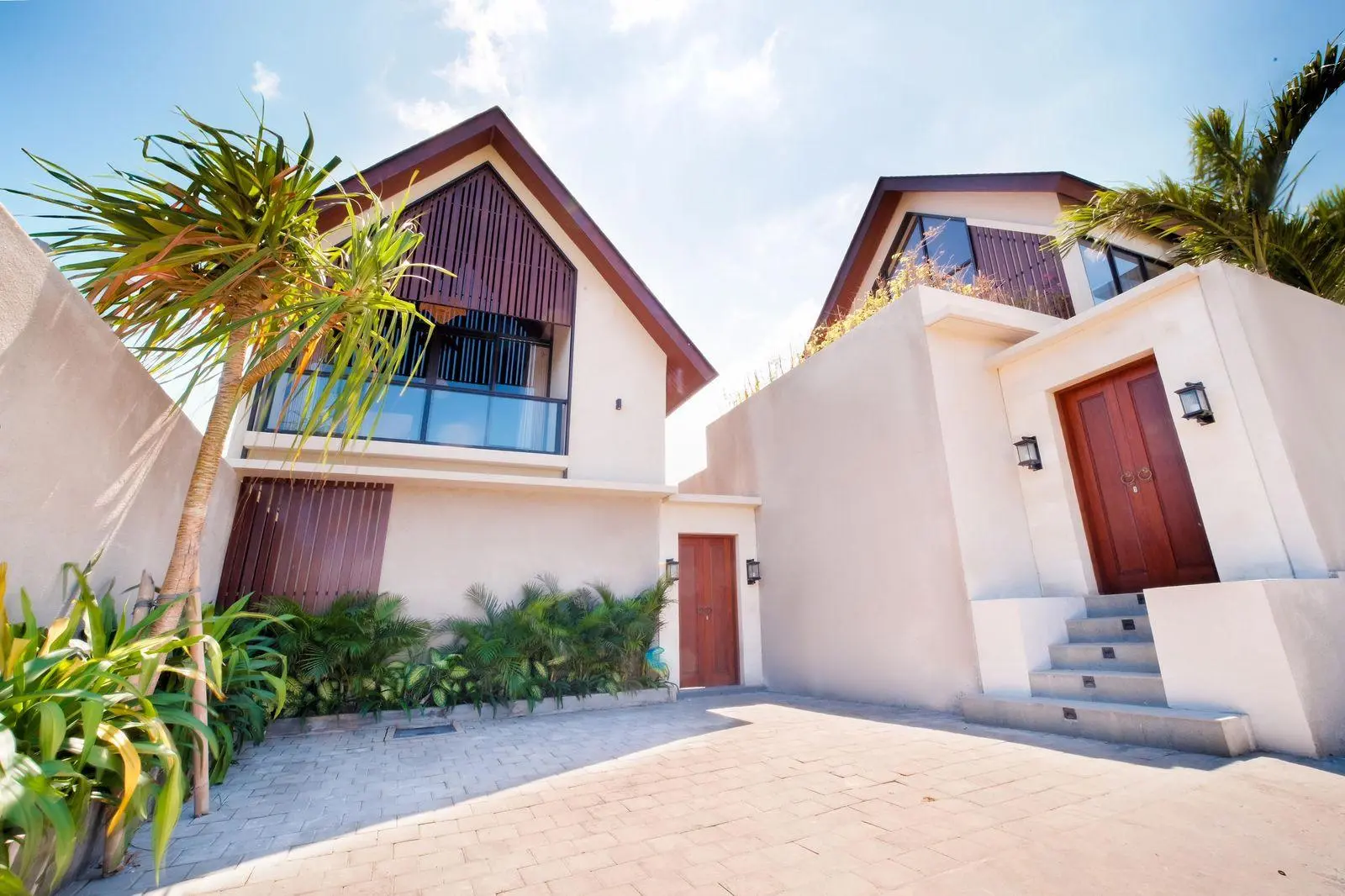 NEW VILLA ON THE OCEAN AVAILABLE for at least 1 year in advance