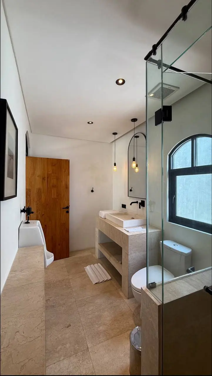 Designer 2-bedroom Villa in Canggu — image 3