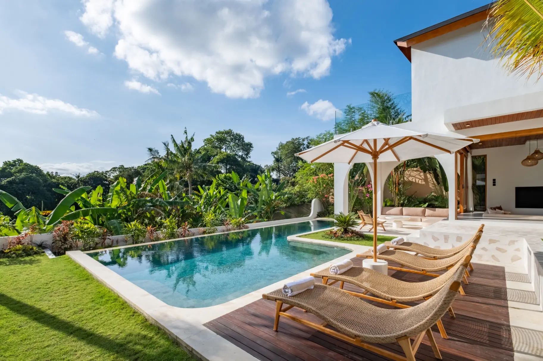 New luxury villa with jungle view big pool gym & office — image 3