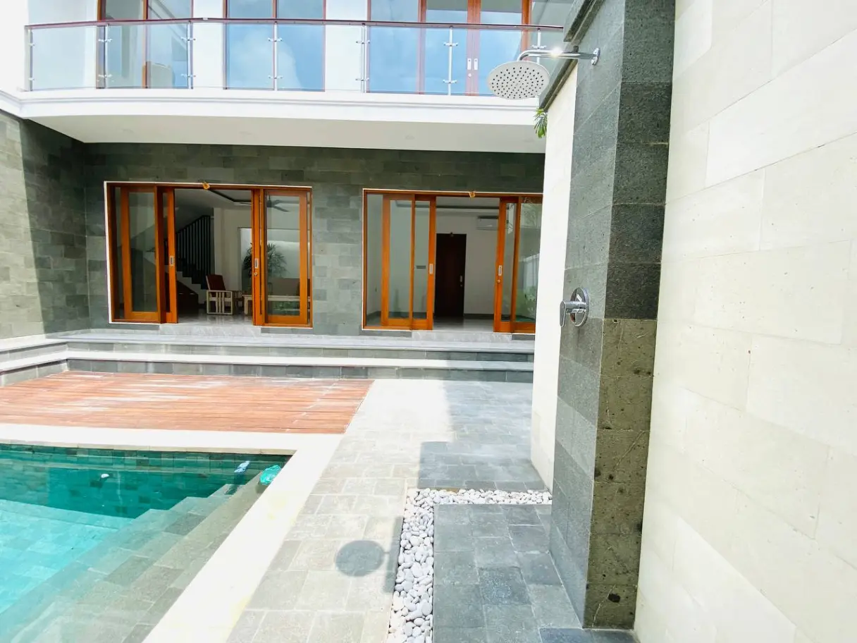 COZY BRAND NEW MODERN STYLED 3 BEDROOM VILLA IN PERERENAN — image 3