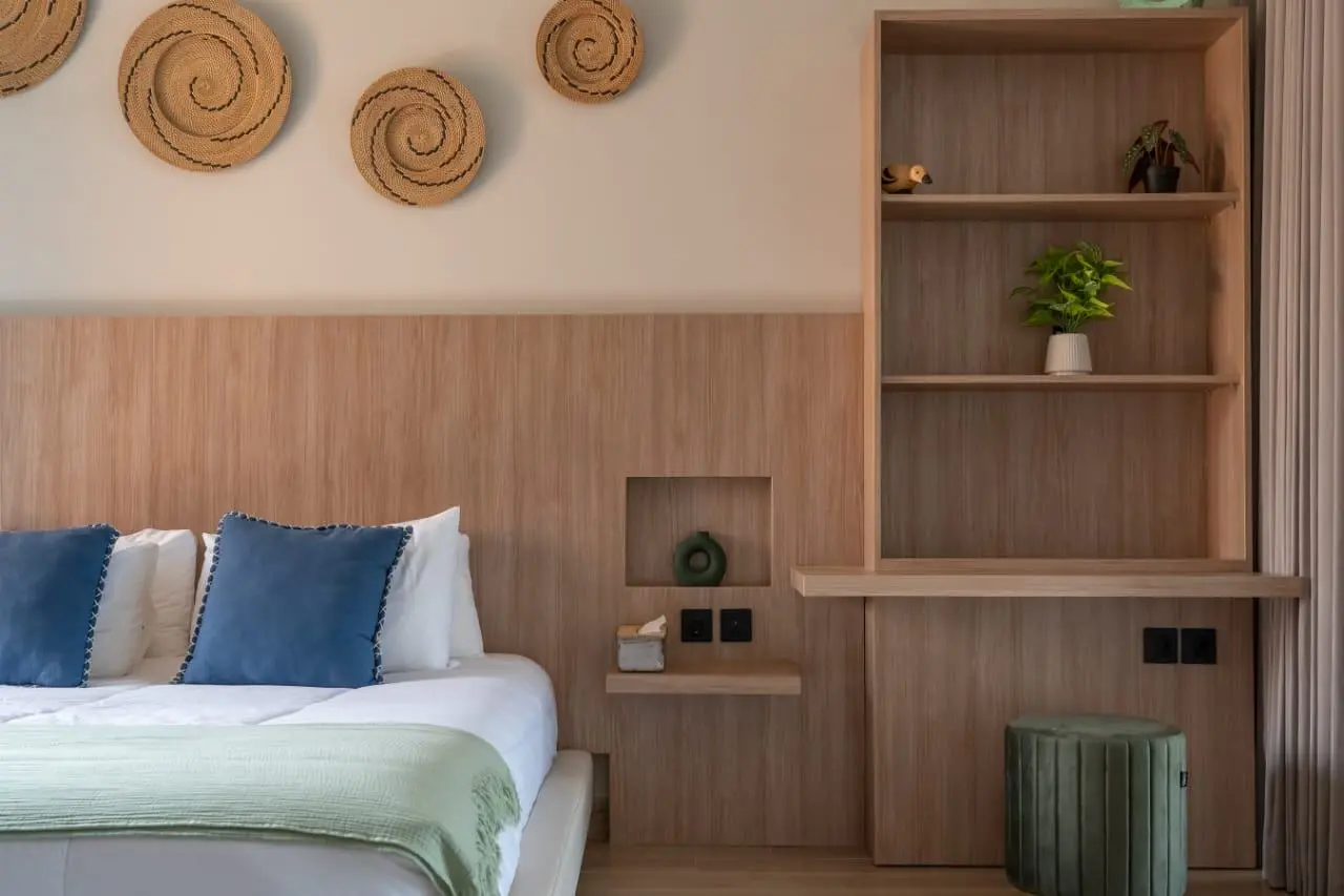 New 2-storey Canggu Villa in Pererenan area. — image 2