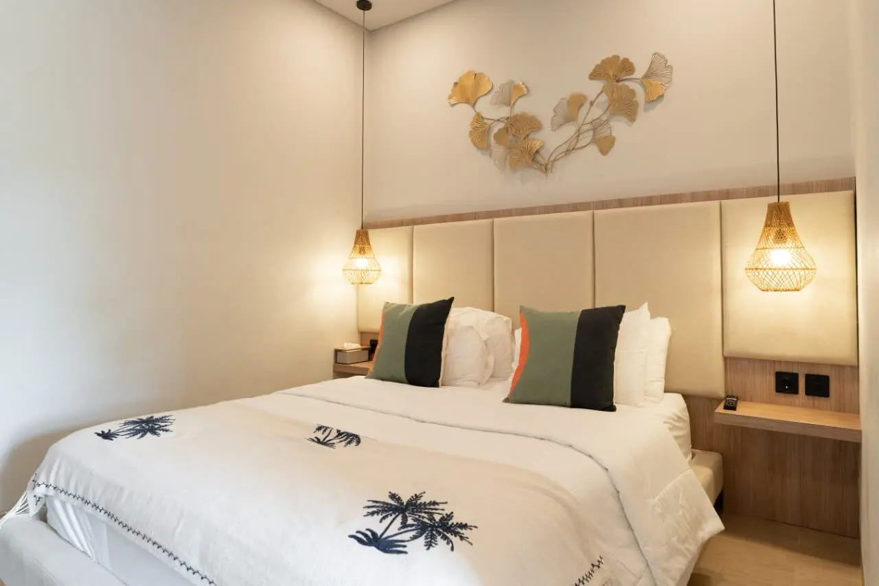 New 2-storey Canggu Villa in Pererenan area. — image 1
