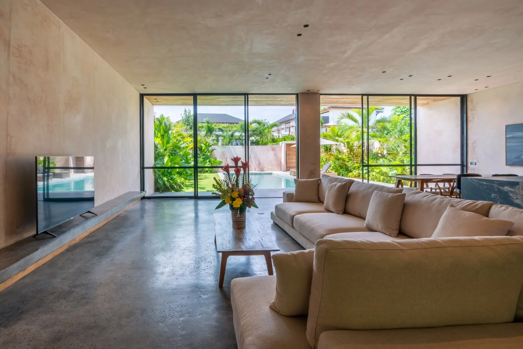 Modern & Beautiful 4-Bedroom Family Villa with Spacious Garden in Pererenan — image 1