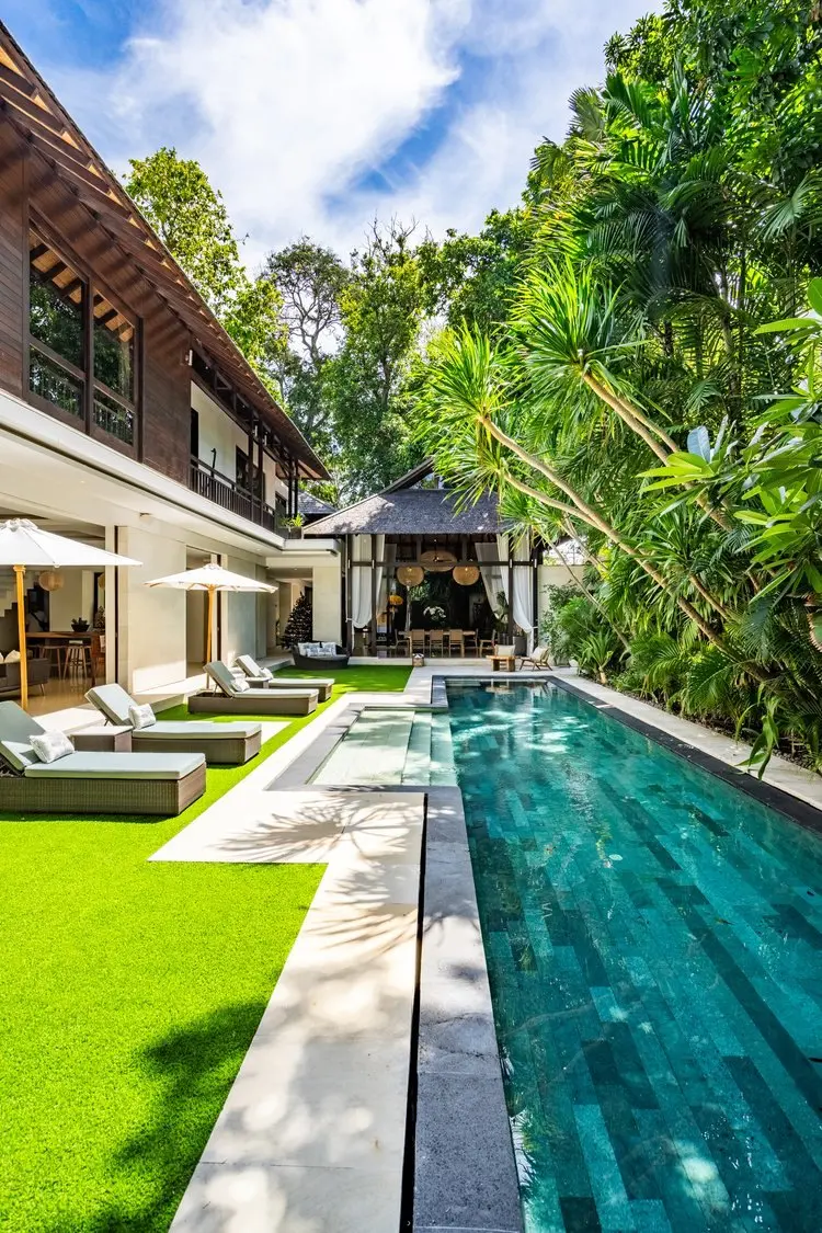 🌴 LUXURY VILLA FOR RENT & SALE – JL. BERABAN BALI 🌴