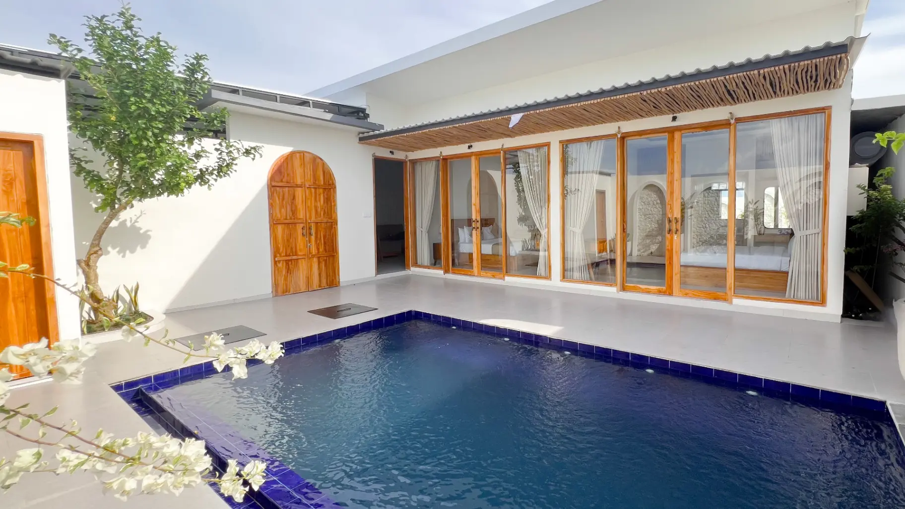 2 Bedrooms Villa Mirah Yeh Gangga Beach — image 1
