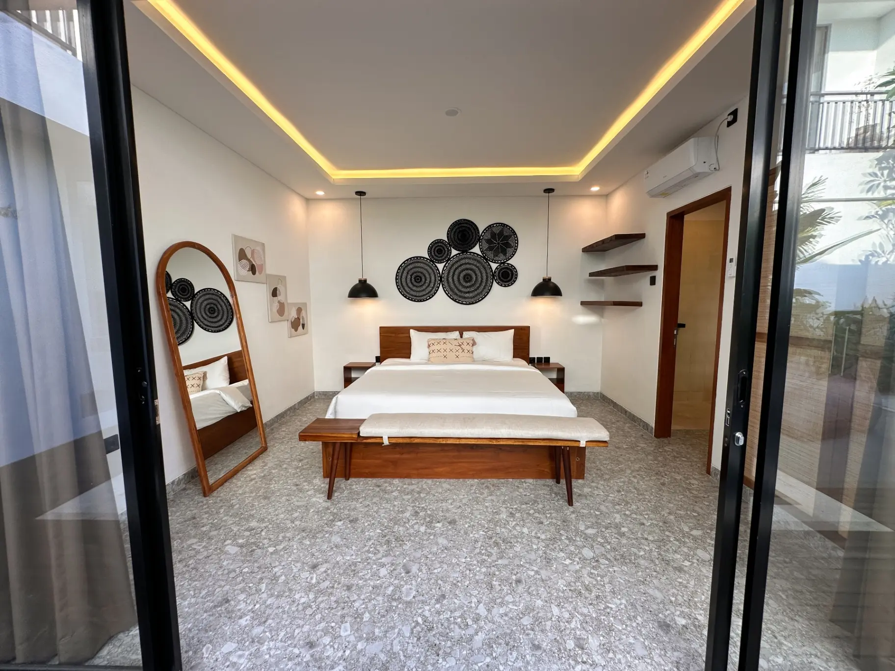 3-bedroom Tropical Villa in Pererenan Sempol — image 3