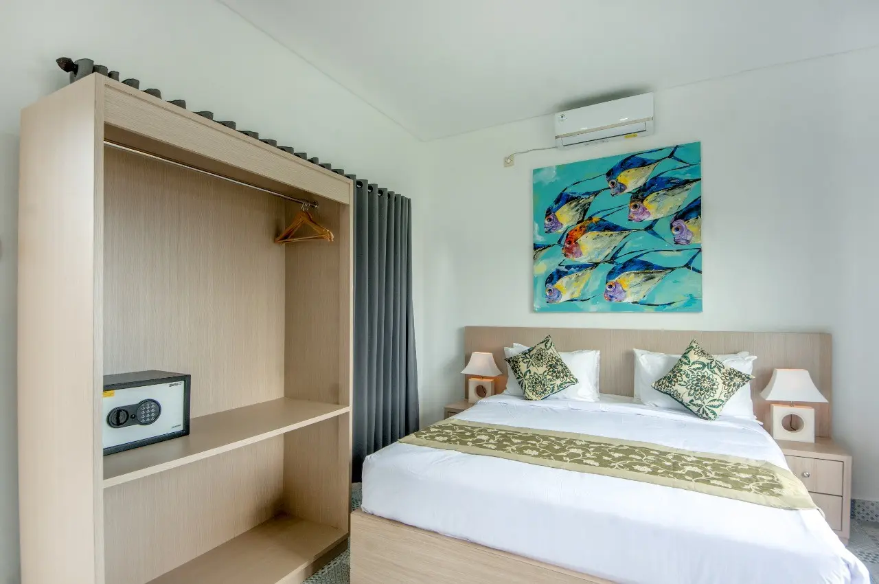 Ensuite bedroom in Babakan Canggu — image 1