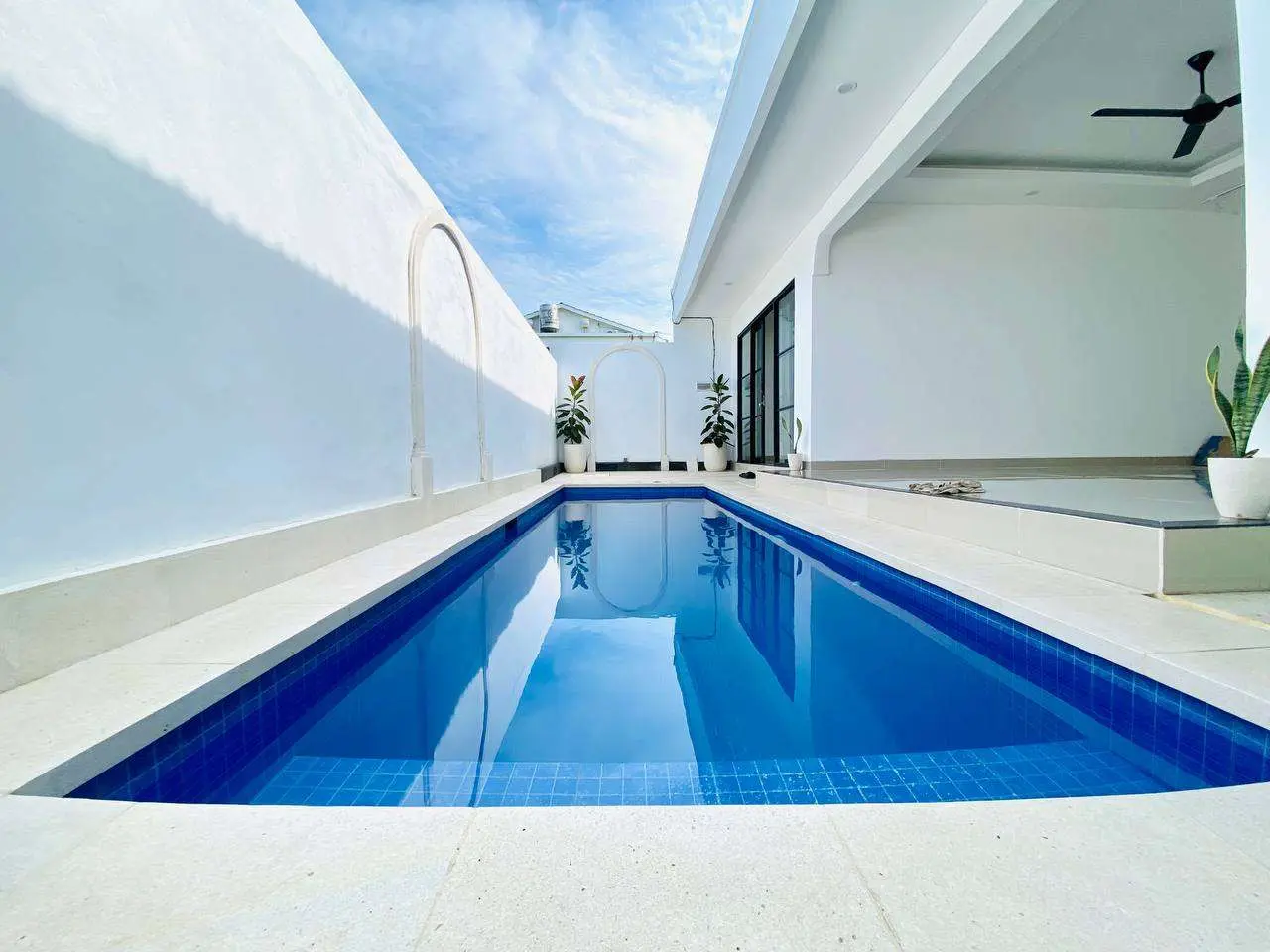 Modern 2 Bedrooms Villa in Padang Linjong - AF318 — image 1