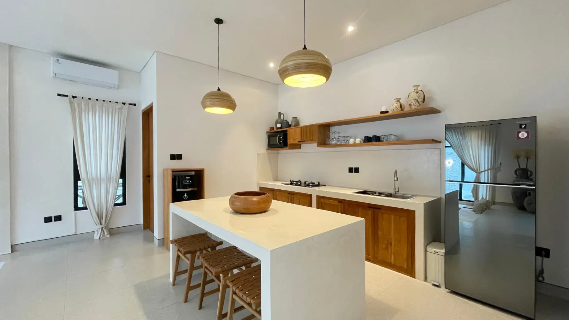 Brand New 3-Bedroom Villa for Yearly Rent – Seminyak — image 1