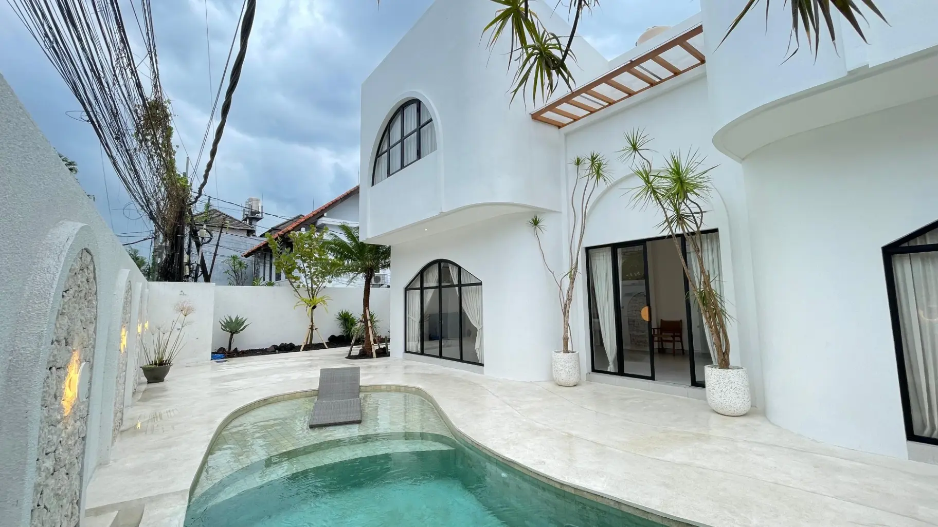 Brand New 3-Bedroom Villa for Yearly Rent – Seminyak