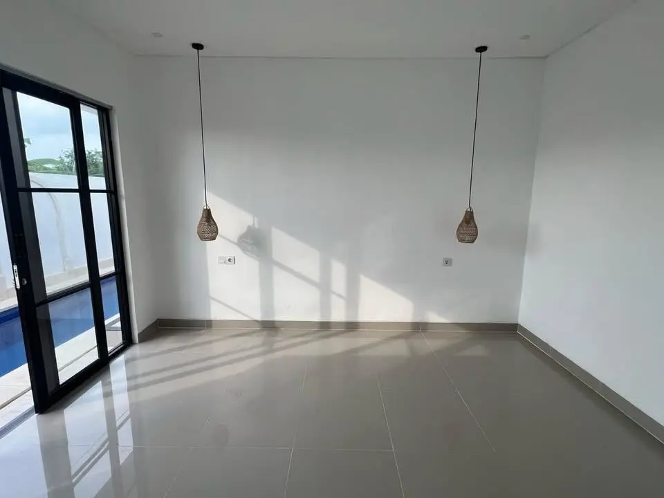UNFURNISHED 2-BEDROOM VILLA IN CANGGU – NEAR PADANG LINJONG — image 1
