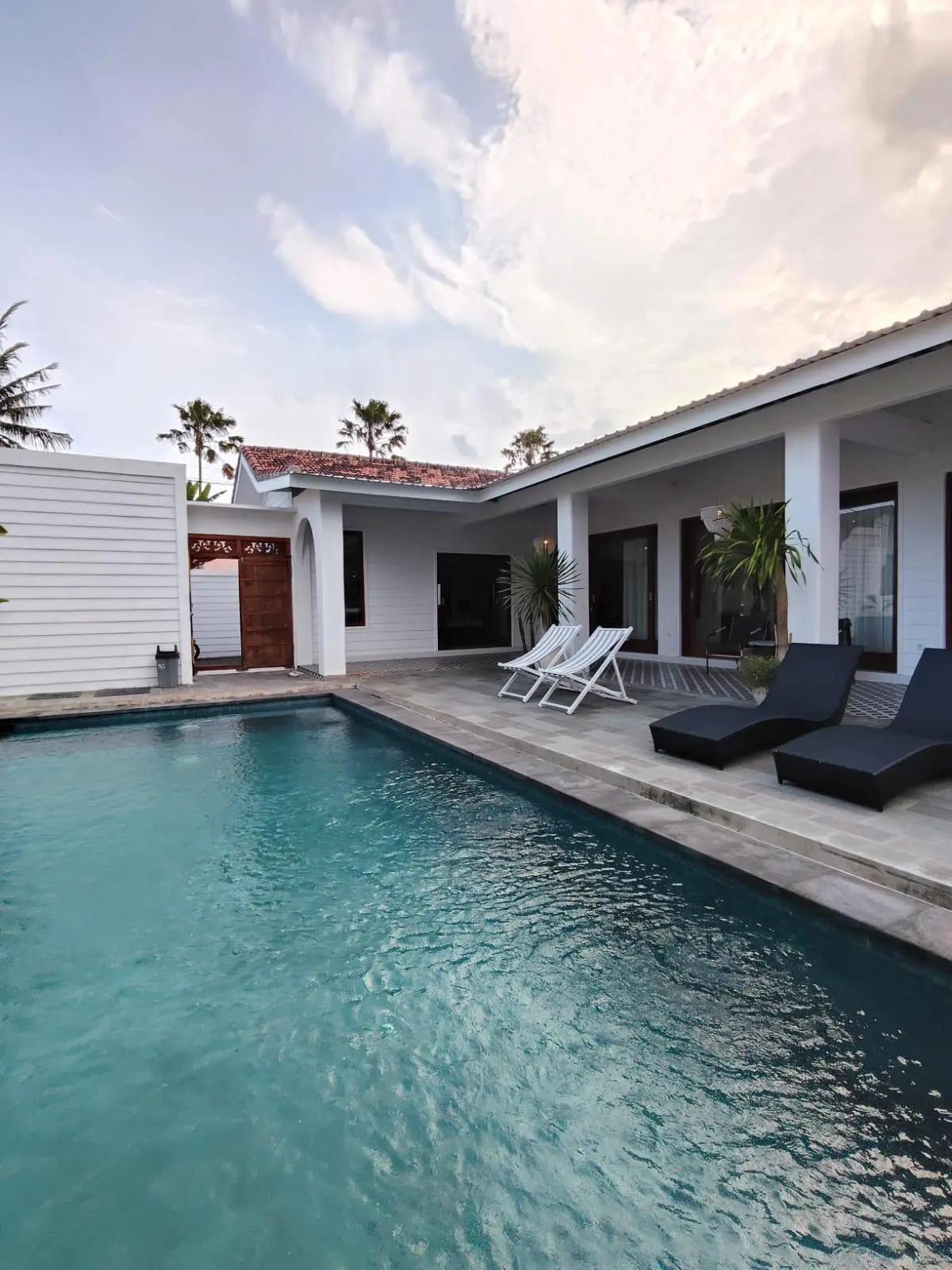 3BR Villa Close to Nuanu City in Nyanyi — image 1