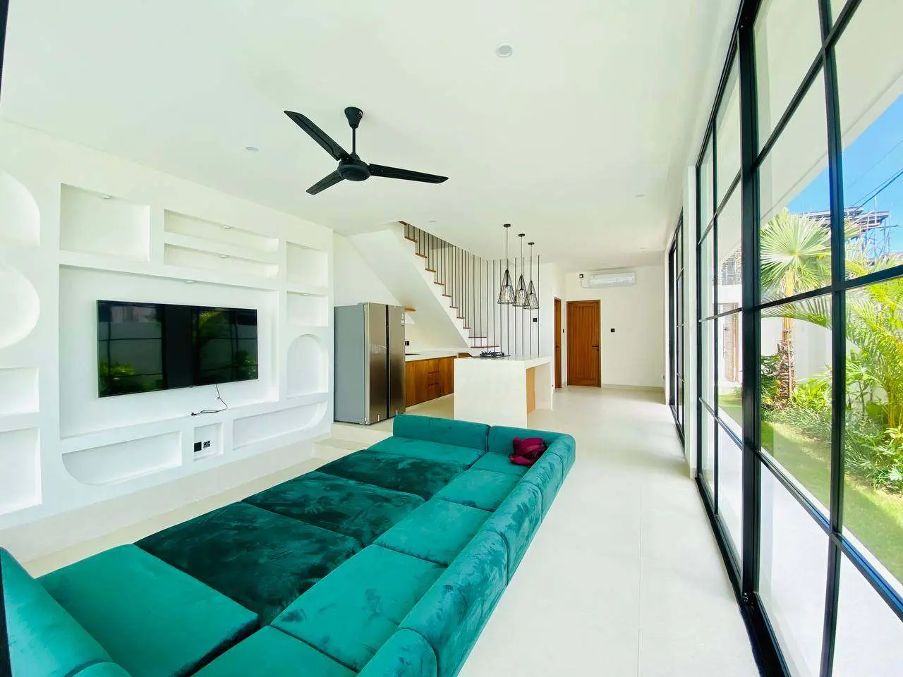 Modern 2 Bedrooms Villa Close to Lima Beach - AF329 — image 2