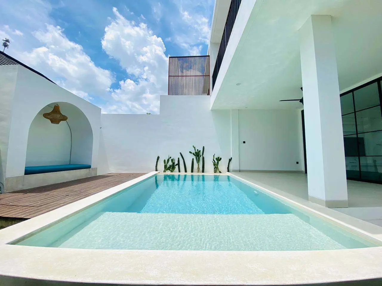 Modern 2 Bedrooms Villa Close to Lima Beach - AF329 — image 1