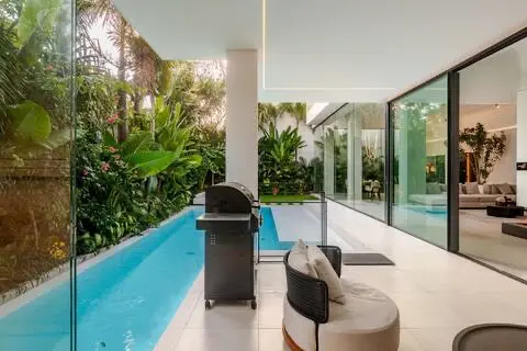 PROMO 35% OFF ULTRA LUXURY VILLA with sauna and gym at central berawa