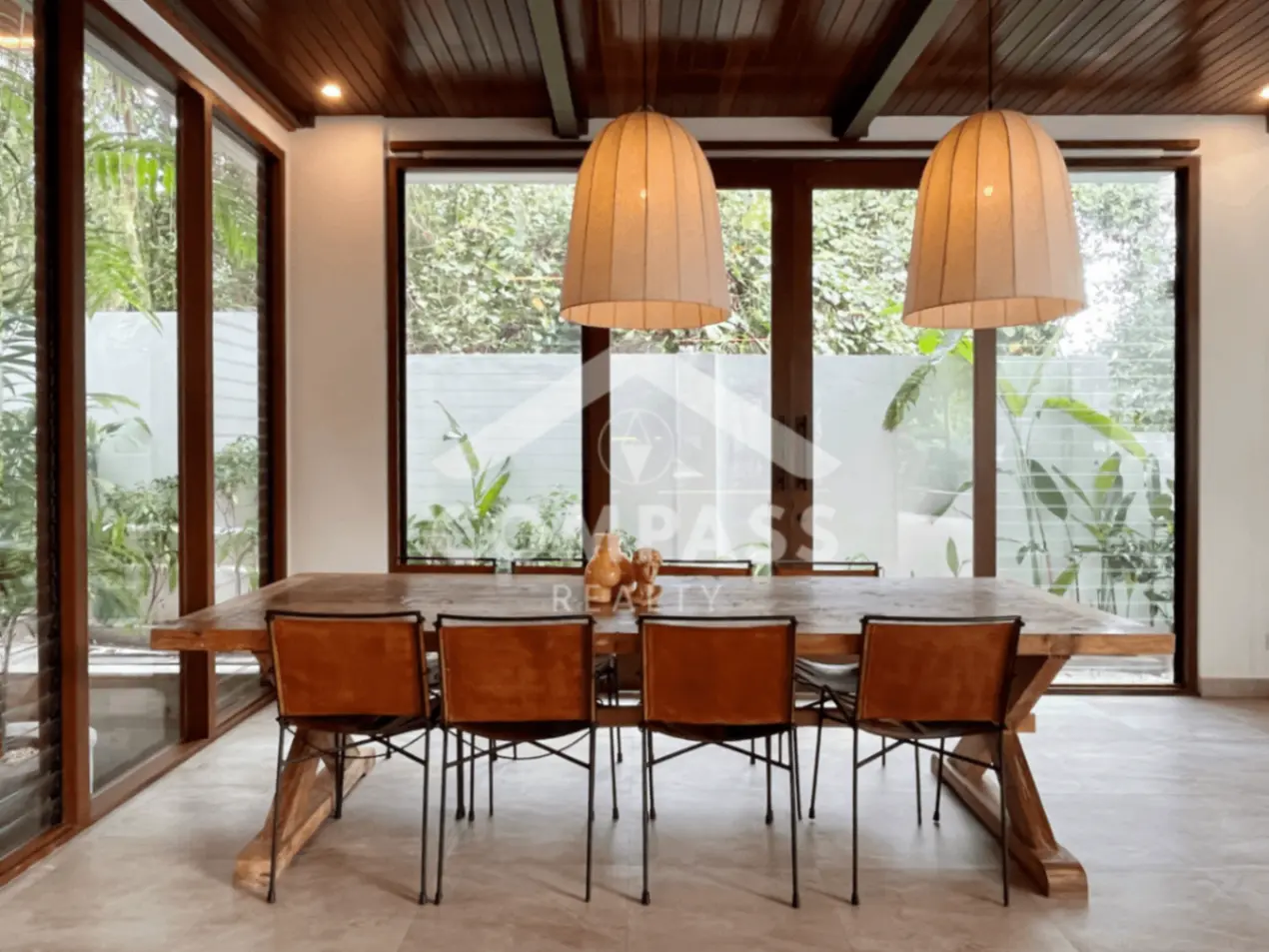 4BR Tropical Escape in Tumbak Bayuh — image 4