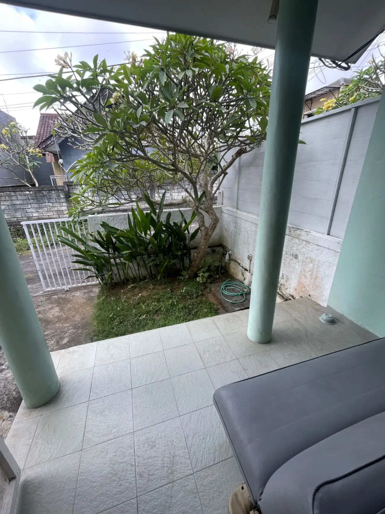Local House in Ungasan — image 3