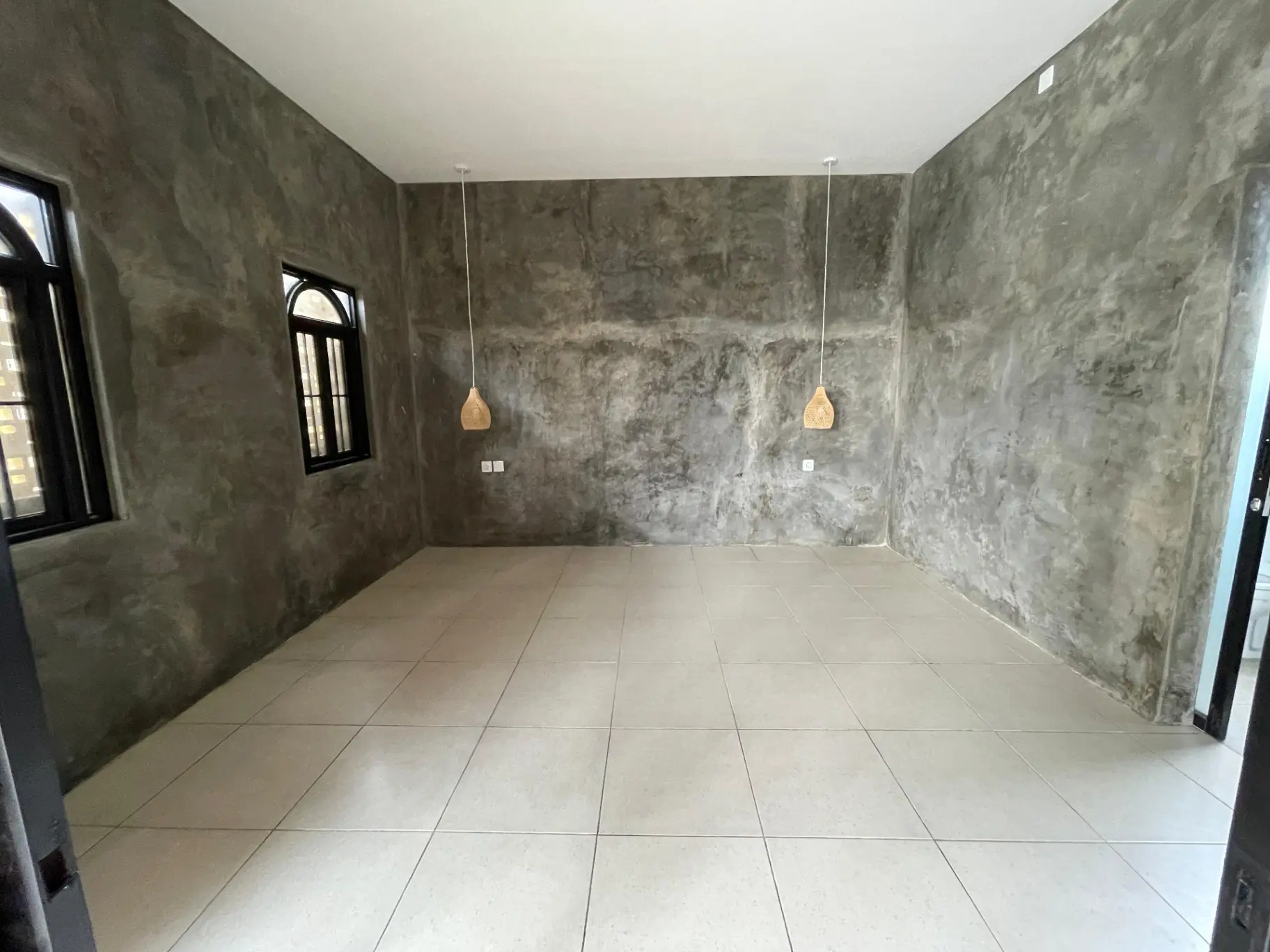 Partially furnished villa in Canggu — image 1