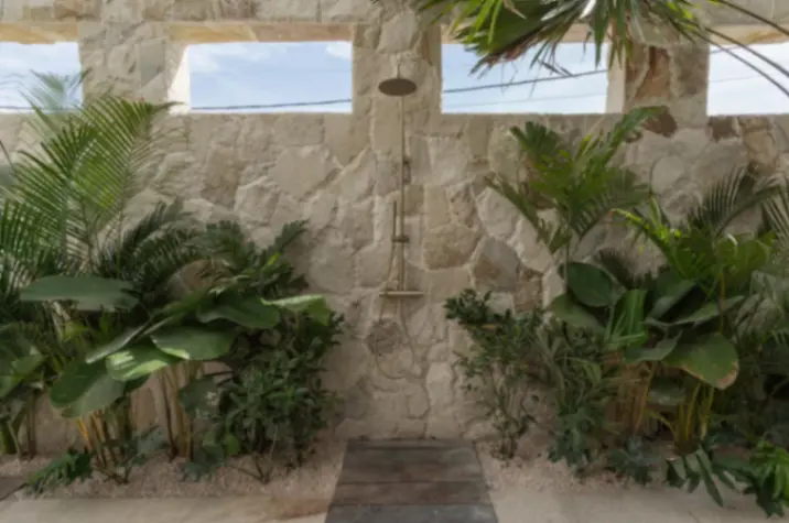 STUNNING 3 BEDROOM VILLA IN BERAWA — image 3
