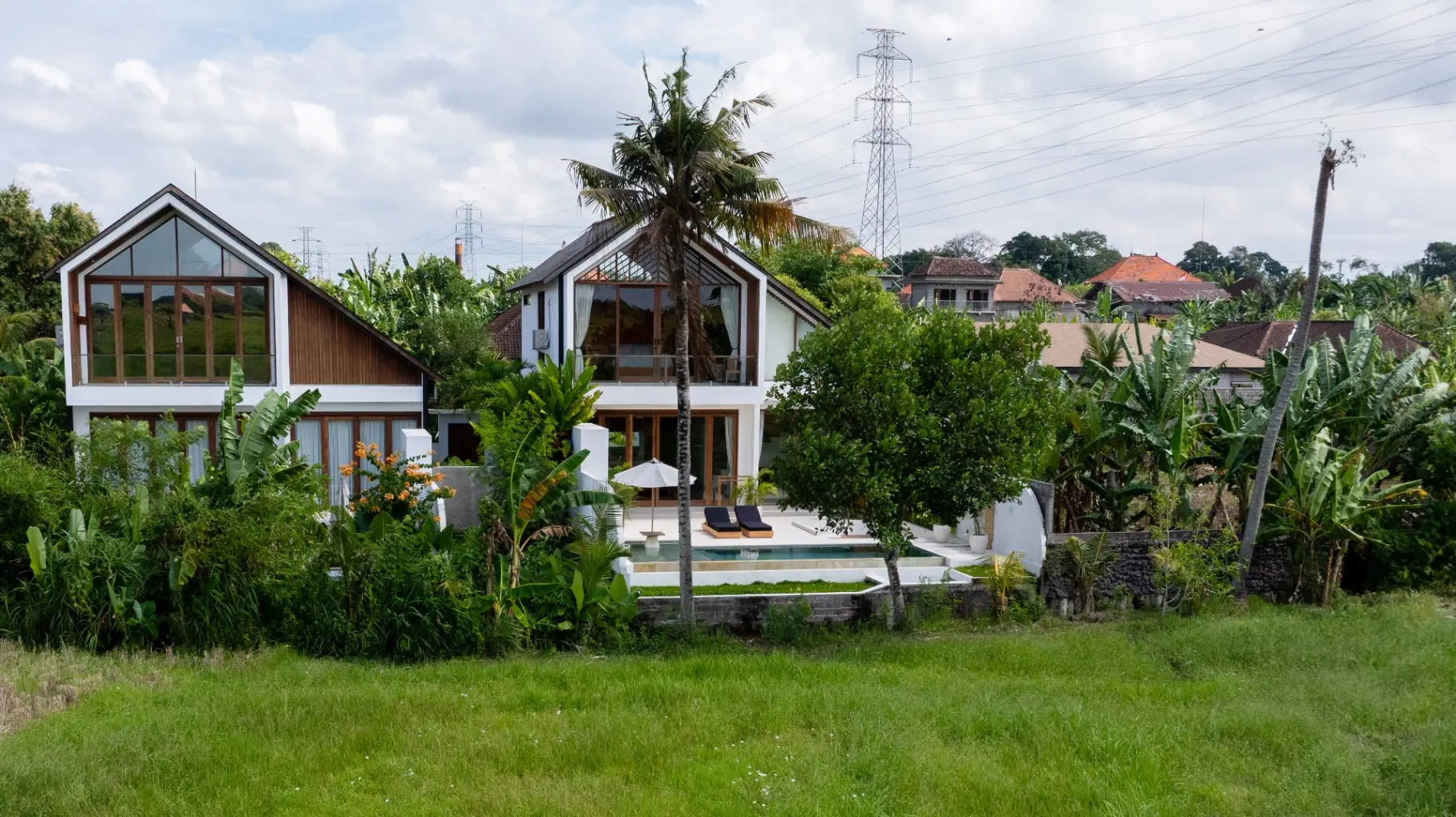 1-Bedroom Villa with Balcony Overlooking Rice Fields in Cepaka