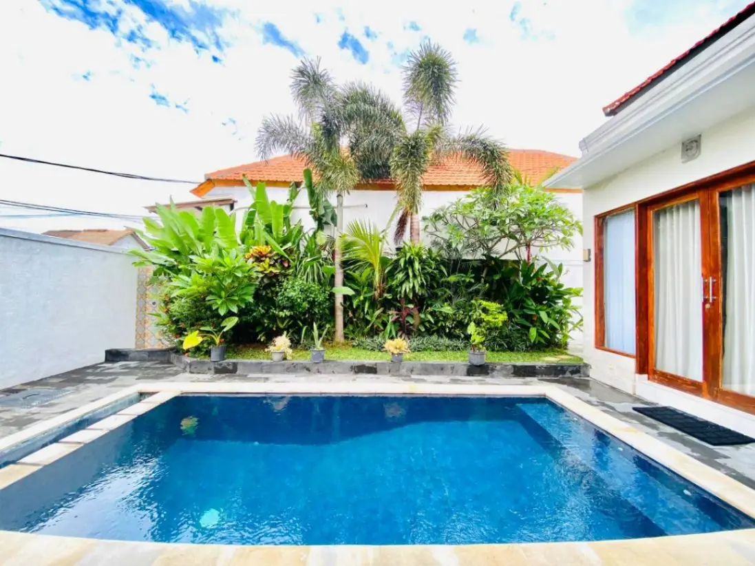 Modern Balinese 2-Bedroom Villa with Ricefields View in Batu Bolong – AF357 — image 1