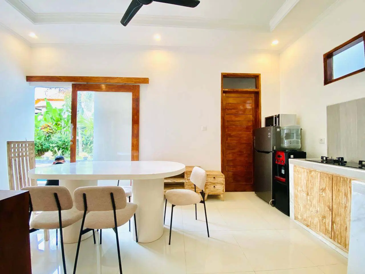 Modern Balinese 2-Bedroom Villa with Ricefields View in Batu Bolong – AF357 — image 2