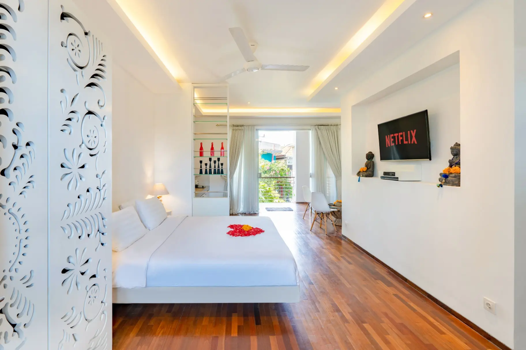 Cosy 1 Bd Pvt. Apartment w/ shared kitchen&pool! — image 1