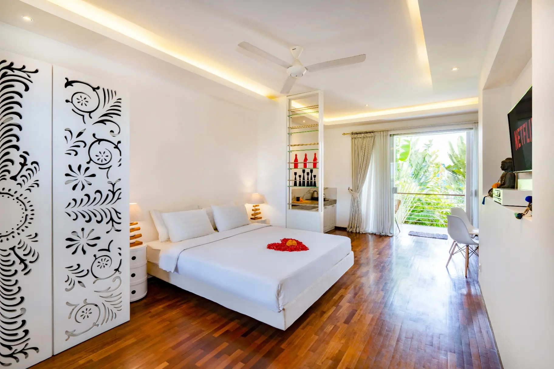 Cosy 1 Bd Pvt. Apartment w/ shared kitchen&pool! — image 3