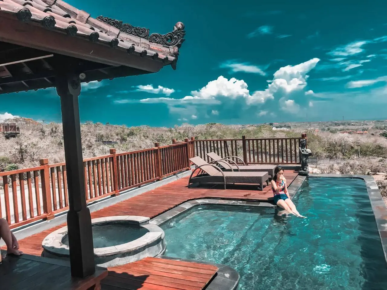 beautiful villa in uluwatu with ocean view — image 4