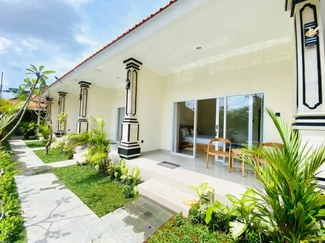 SPACIOUS 8-BEDROOM BALINESE GUEST HOUSE WITH POOL IN PADONAN – AF364 — image 2
