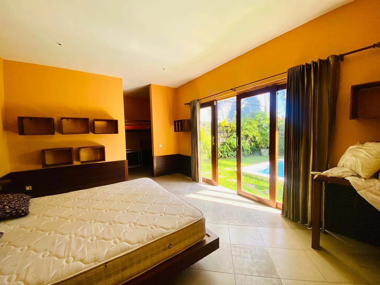 3 BEDROOM VILLA JOGLO-STYLE VILLA IN CANGGU PADANG LINJONG – AF378 — image 4