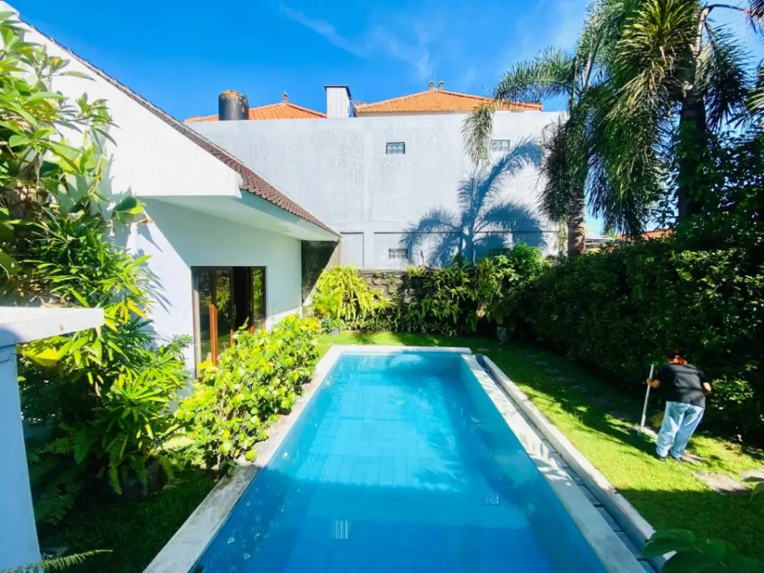 3 BEDROOM VILLA JOGLO-STYLE VILLA IN CANGGU PADANG LINJONG – AF378 — image 1