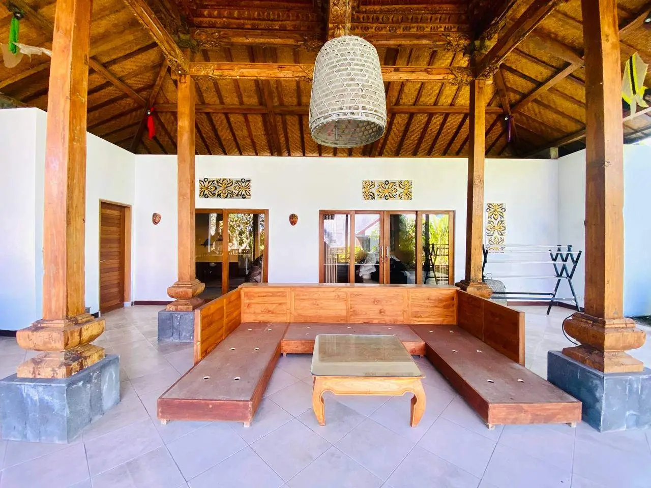 3 BEDROOM VILLA JOGLO-STYLE VILLA IN CANGGU PADANG LINJONG – AF378 — image 2