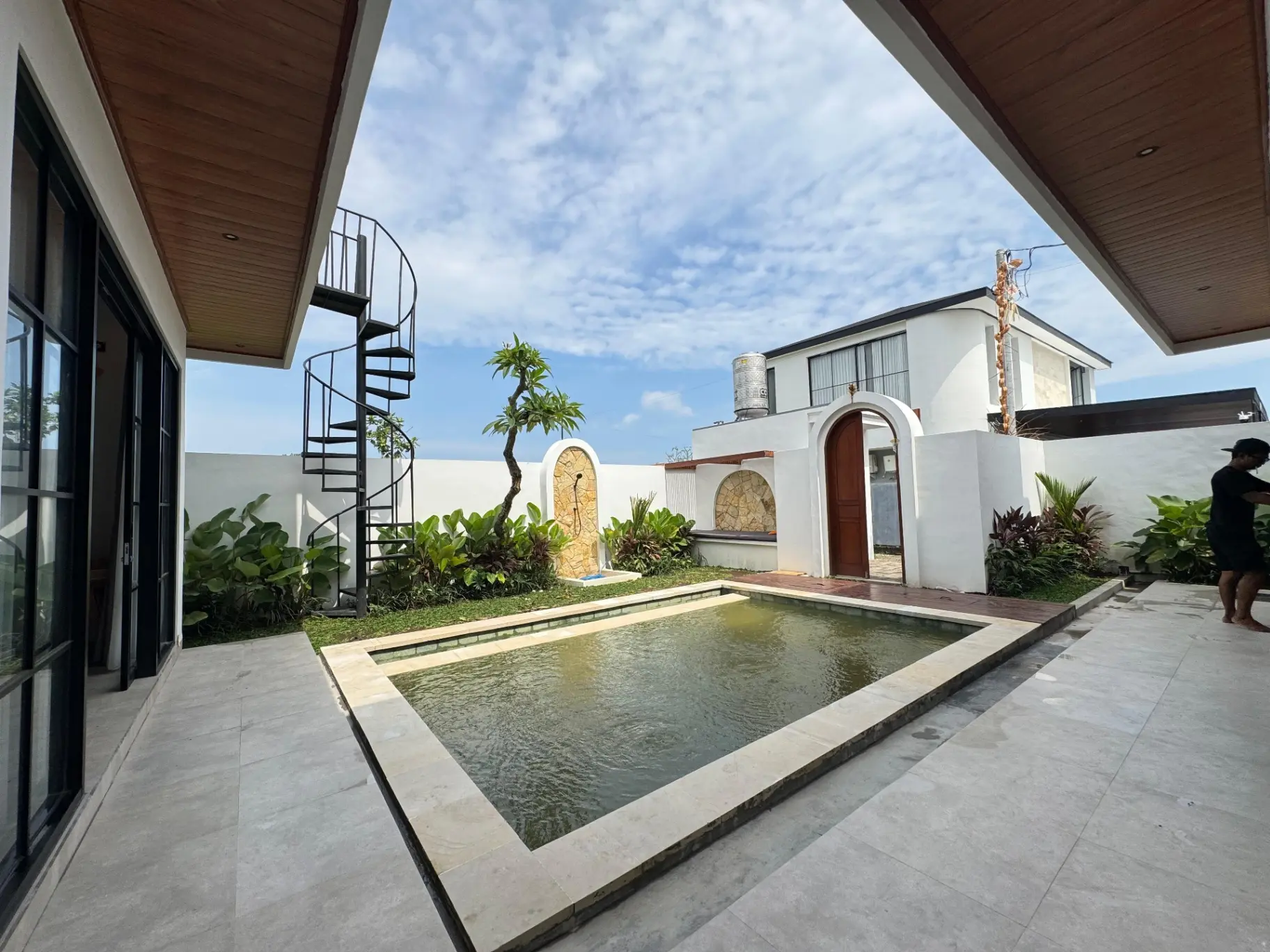 #1029 New Villa in Seseh Mungu close to Lima Beach 🏖️