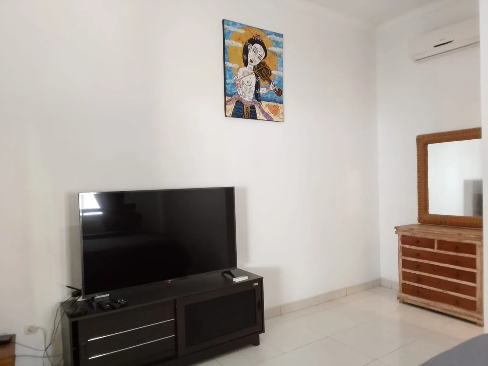 2 bedroom villa with pool in central Lovina