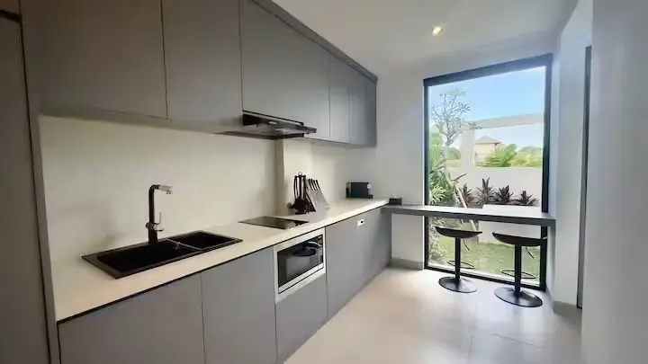 Brand New Studio Apartment Walking to Pererenan Beach and Echo Beach Canggu — image 2