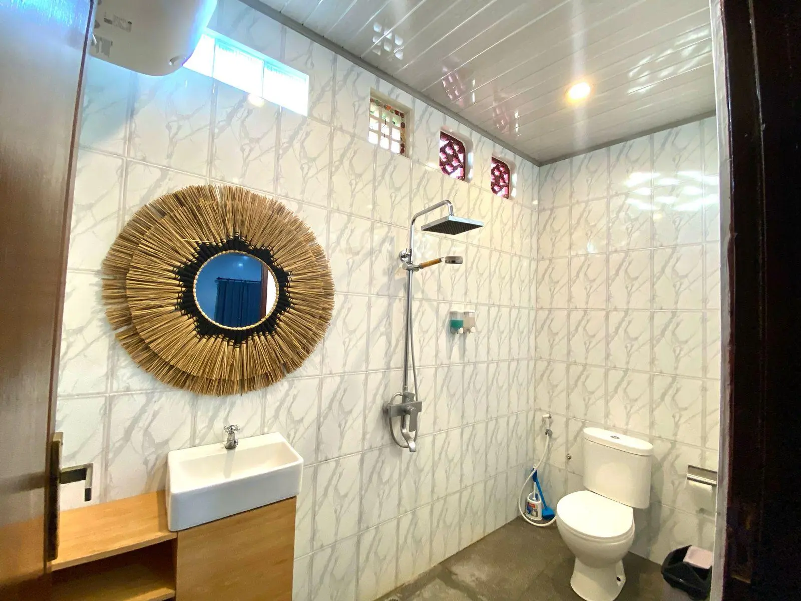 2 Bedrooms with Rooftop Patio | Padonan - Tibubeneng — image 2